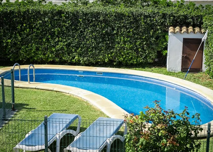 Majadales De Roche 科尼尔-德拉弗龙特拉