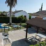 Majadales De Roche 公寓 *