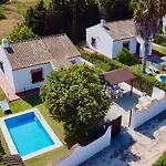 Majadales De Roche 公寓