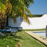 Majadales De Roche 科尼尔-德拉弗龙特拉