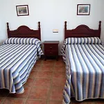 Majadales De Roche קוניל דה לה פרונטרה